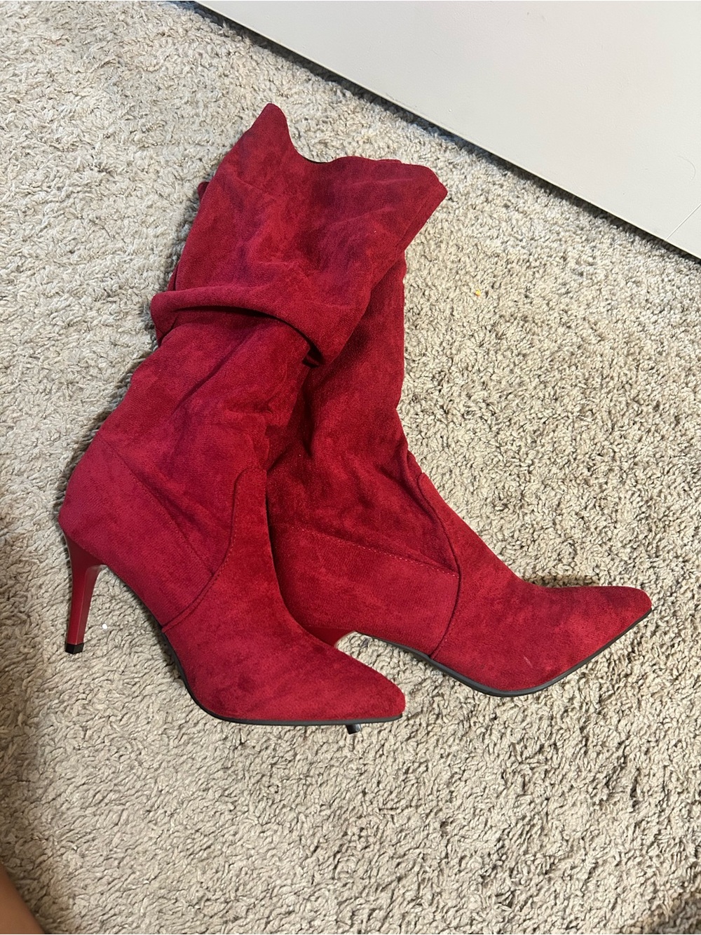Red Suede Pointed-Toe Mid-Heel Boots - Women's Fashion Boot